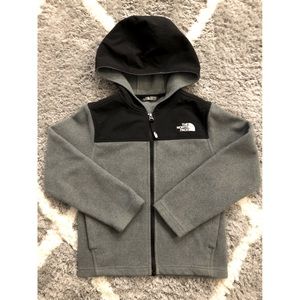 The NorthFace Boys’ Hooded Fall Jacket